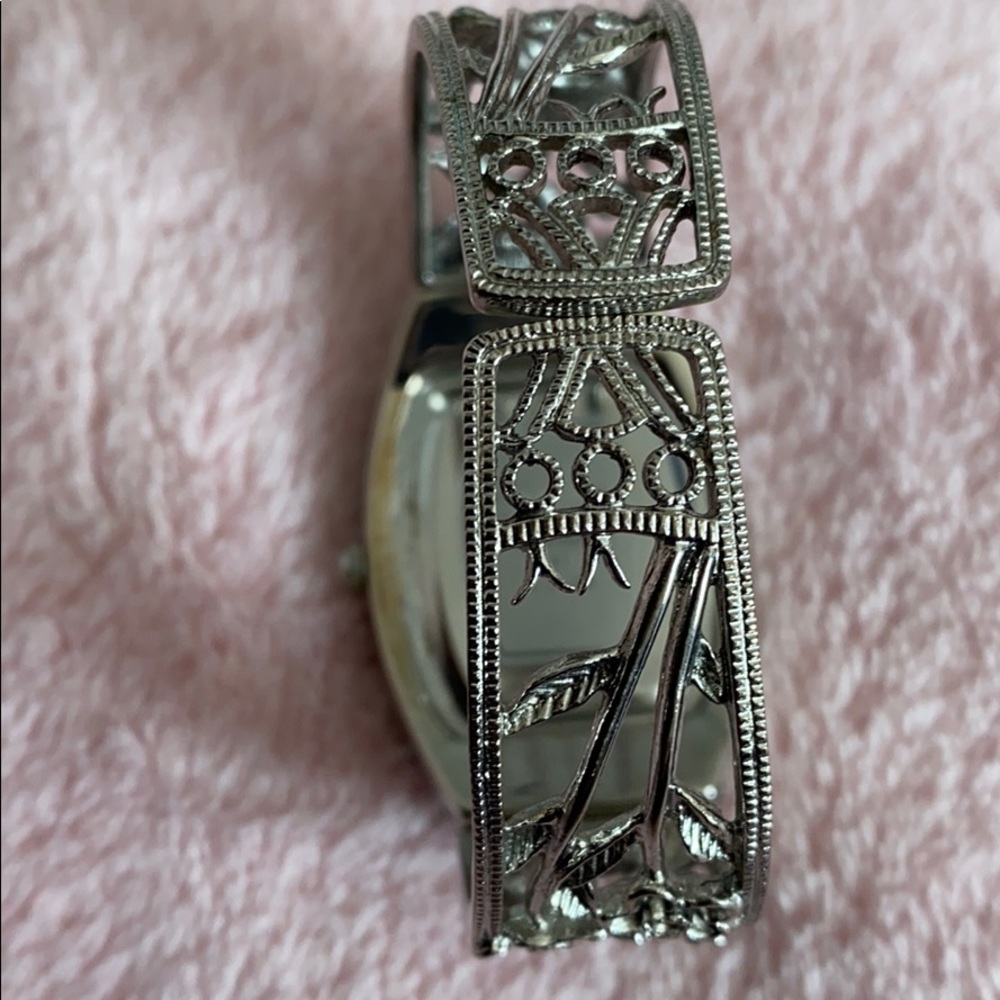 Fancy antique looking watch - Picture 4 of 7